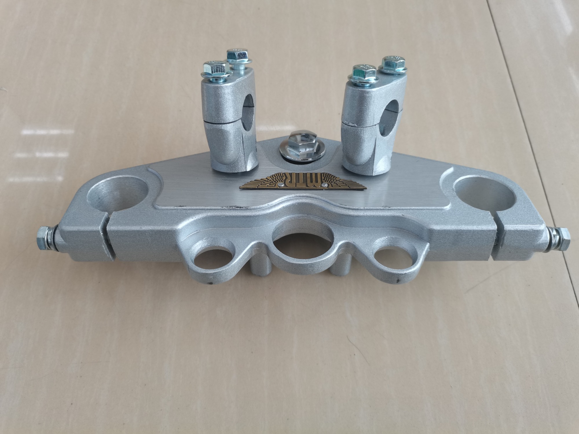 CJ-PJ-directional device