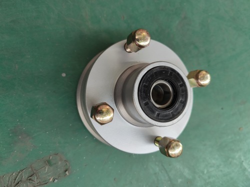 Four-hole interchanger