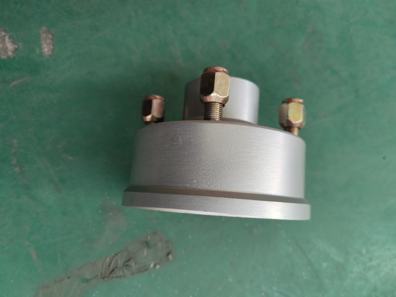 Four-hole interchanger