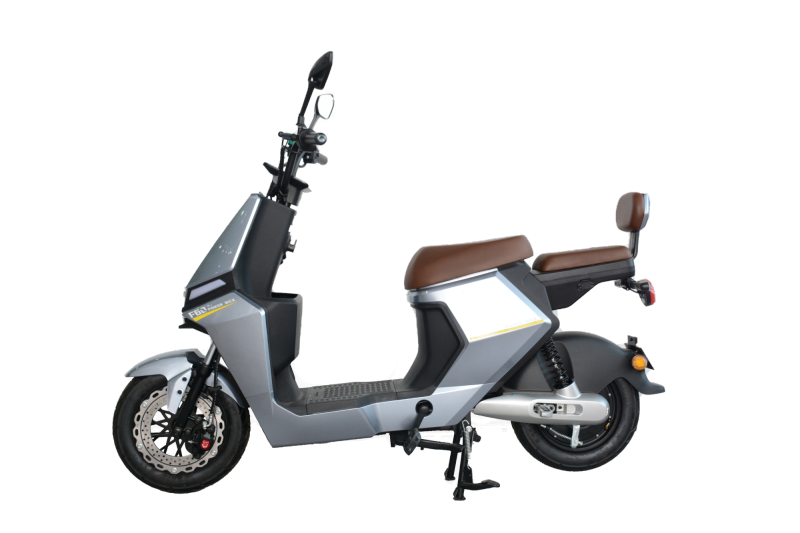 60V800W Hot Selling Adult Electric Scooter 2 Wheel Electric Motorcycle with Pedals