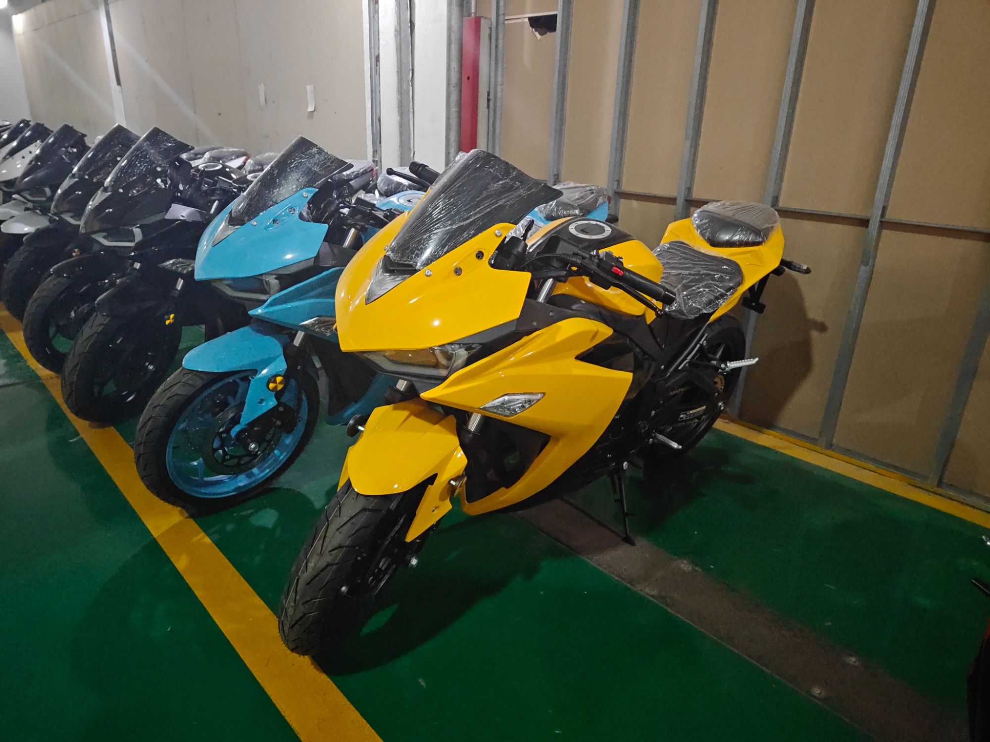 2024 Best-Selling Fuel Two-Wheeled Adult Passenger Gasoline Motorcycle
