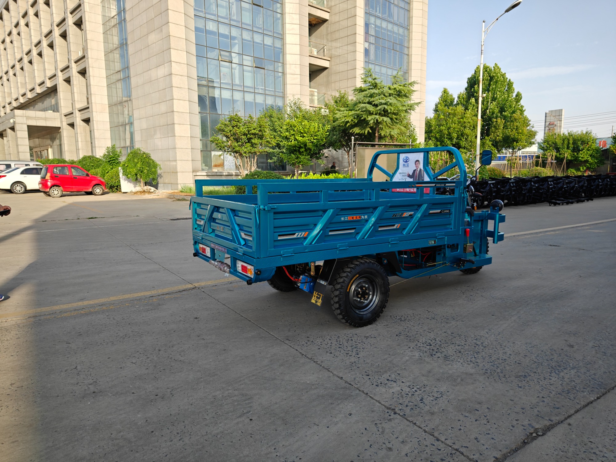 2024 hot selling high quality electric tricycle, cargo motorcycle