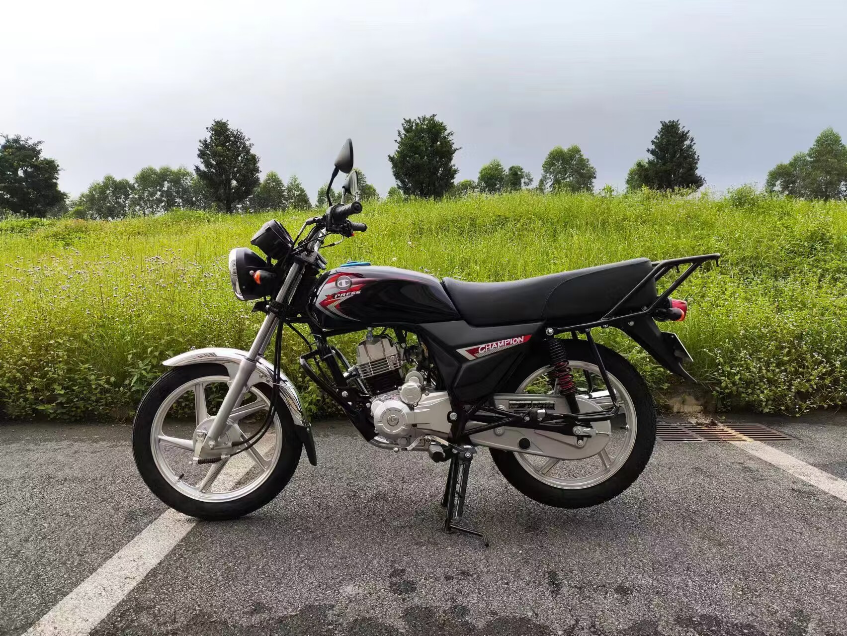 2024 Hot Selling Two-Wheeled Adult Motorcycle with High Performance and Affordable Price