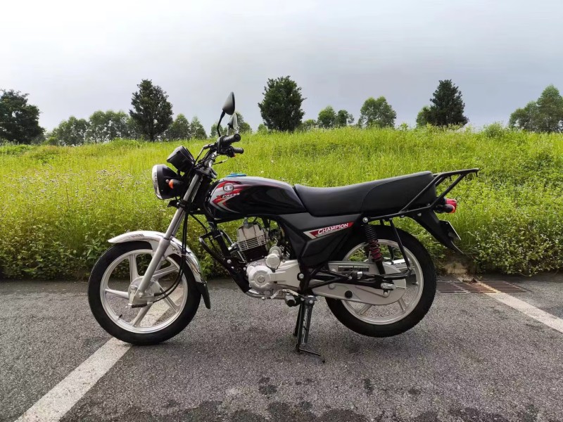 2024 Hot Selling Two-Wheeled Adult Motorcycle with High Performance and Affordable Price