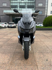 150cc Scooter Fuel Powered Vehicle, Two Wheeled Light Motorcycle