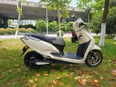 72V1200W Adult Electric City Bike Two Wheel Electric Scooter