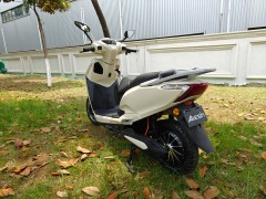 72V1200W Adult Electric City Bike Two Wheel Electric Scooter