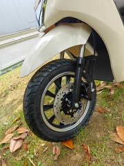 72V1200W Adult Electric City Bike Two Wheel Electric Scooter