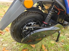 2024 New Fashion Two-Wheel Electric Scooter, Affordable and High Quality