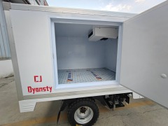 Three-Wheeled Ice Cream and Food Refrigerated Truck, Exterior Color Can Be Customized