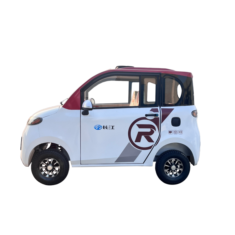 High Quality Four-Wheel Mini Electric Car, New Energy Car for Adults