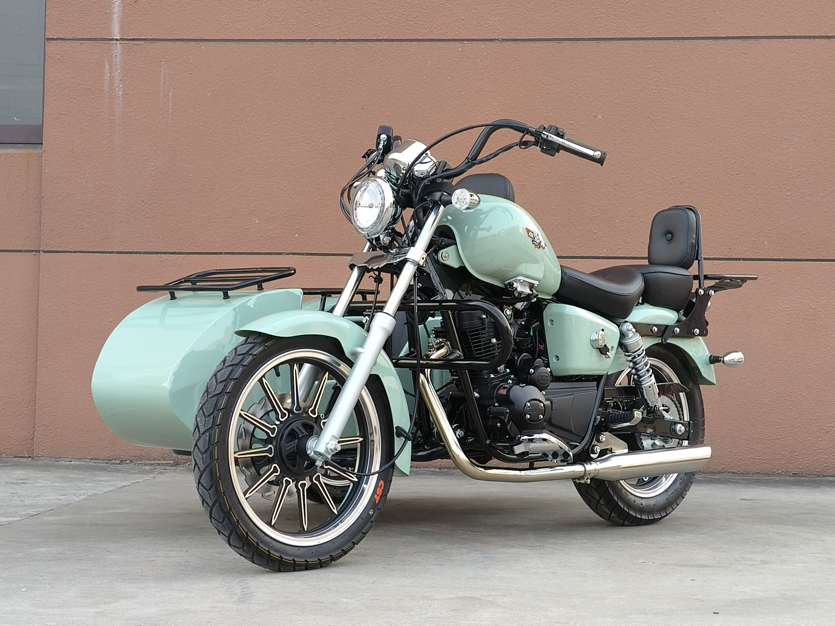 New Hot Selling Sidecar Chinese Factory Production Three Wheel Retro Classic Motorcycle