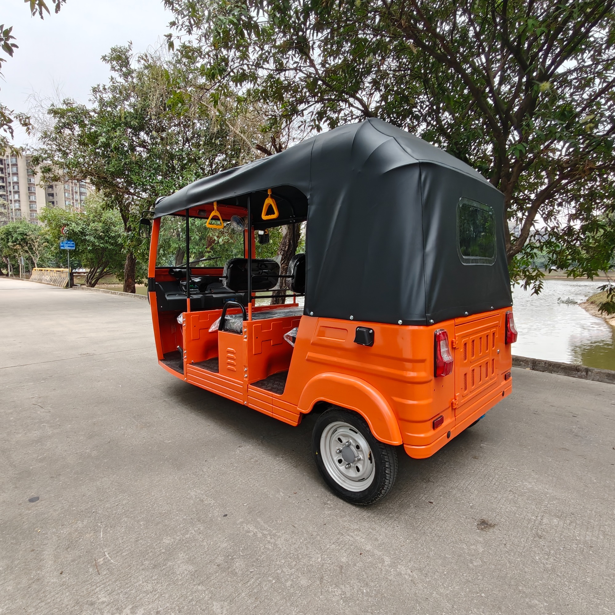 2025 Cj-Dynasty 4000W Motor Electric Tuk Tuk Tricycle -9-Seat Version for Aldult