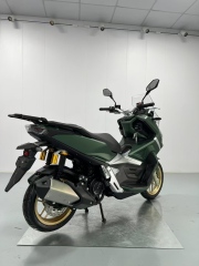 Newest Design 180cc Air-Cooled Engine Adult Two-Wheeled Scooter