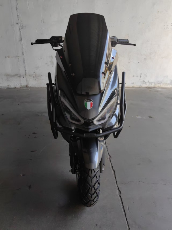 2026 Factory Direct Sales 150cc Stylish and Affordable Two-Wheeled Scooter