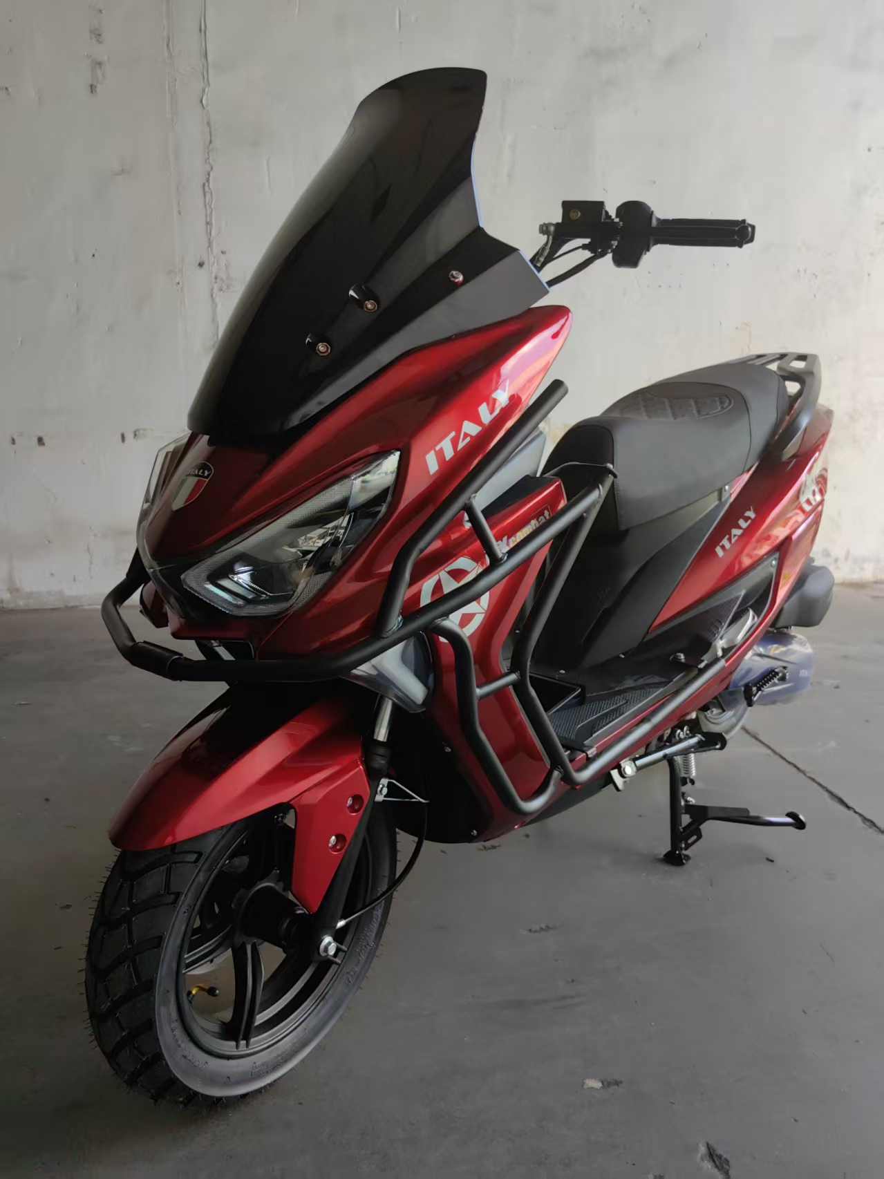 2026 Factory Direct Sales 150cc Stylish and Affordable Two-Wheeled Scooter