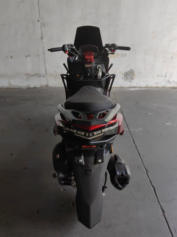 2026 Factory Direct Sales 150cc Stylish and Affordable Two-Wheeled Scooter