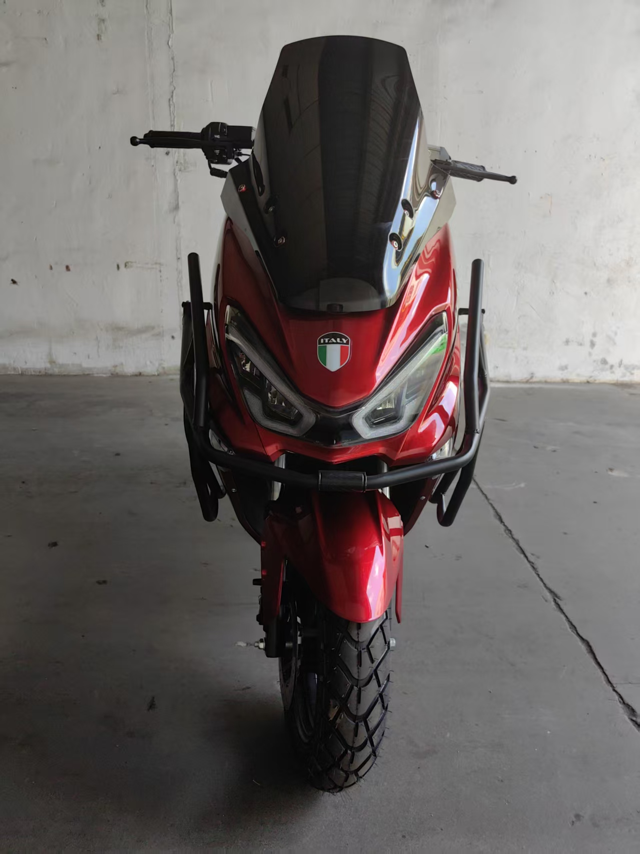 2026 Factory Direct Sales 150cc Stylish and Affordable Two-Wheeled Scooter