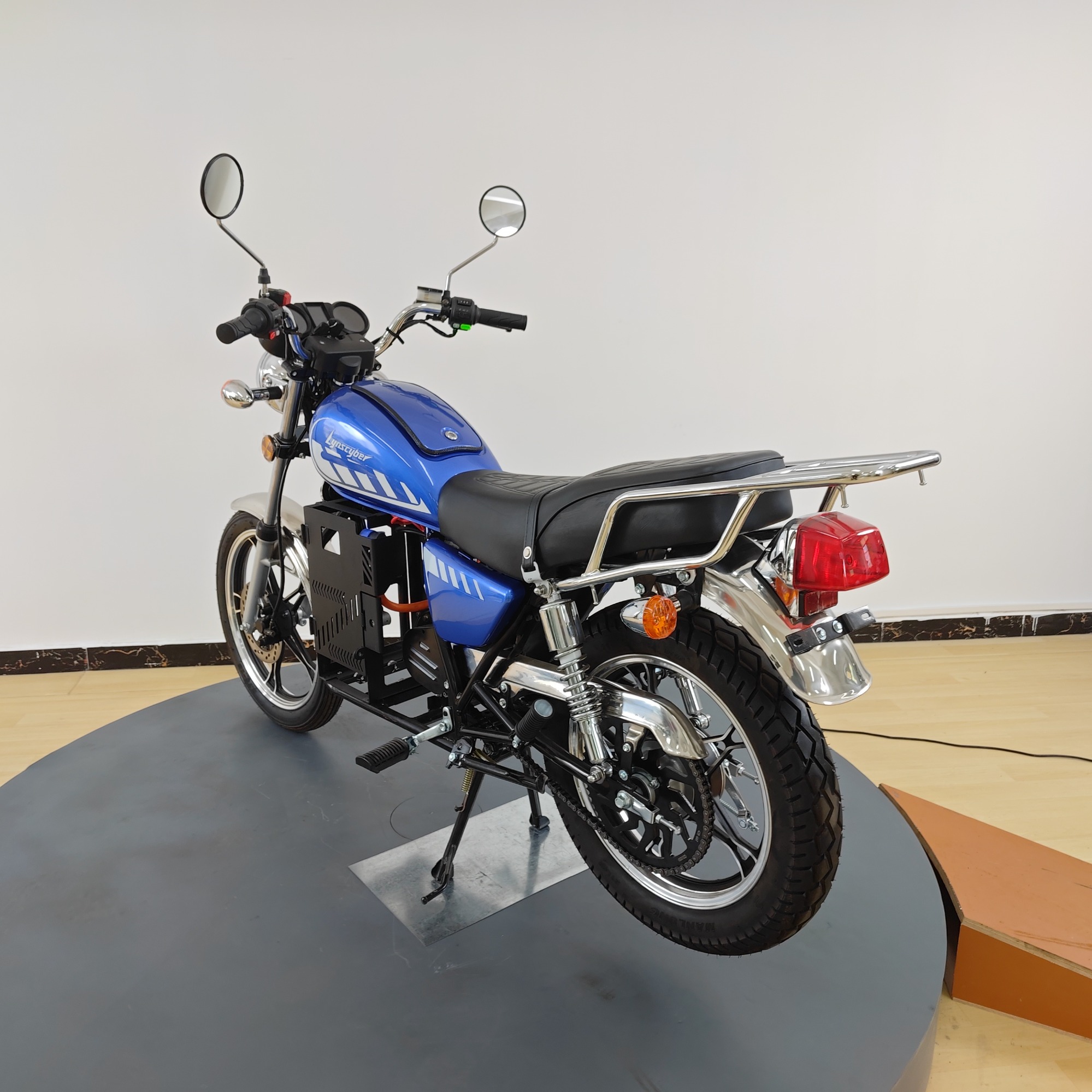 Popular Urban Electric Two-Wheeled Motorcycles, Equipped with a 72V 50ah Lithium Battery