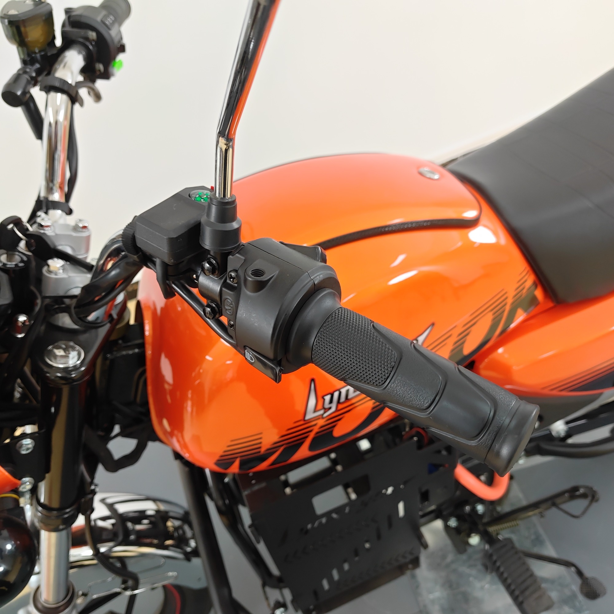 72V50ah Adult Sporty and Powerful Two-Wheeled Electric Motorcycle