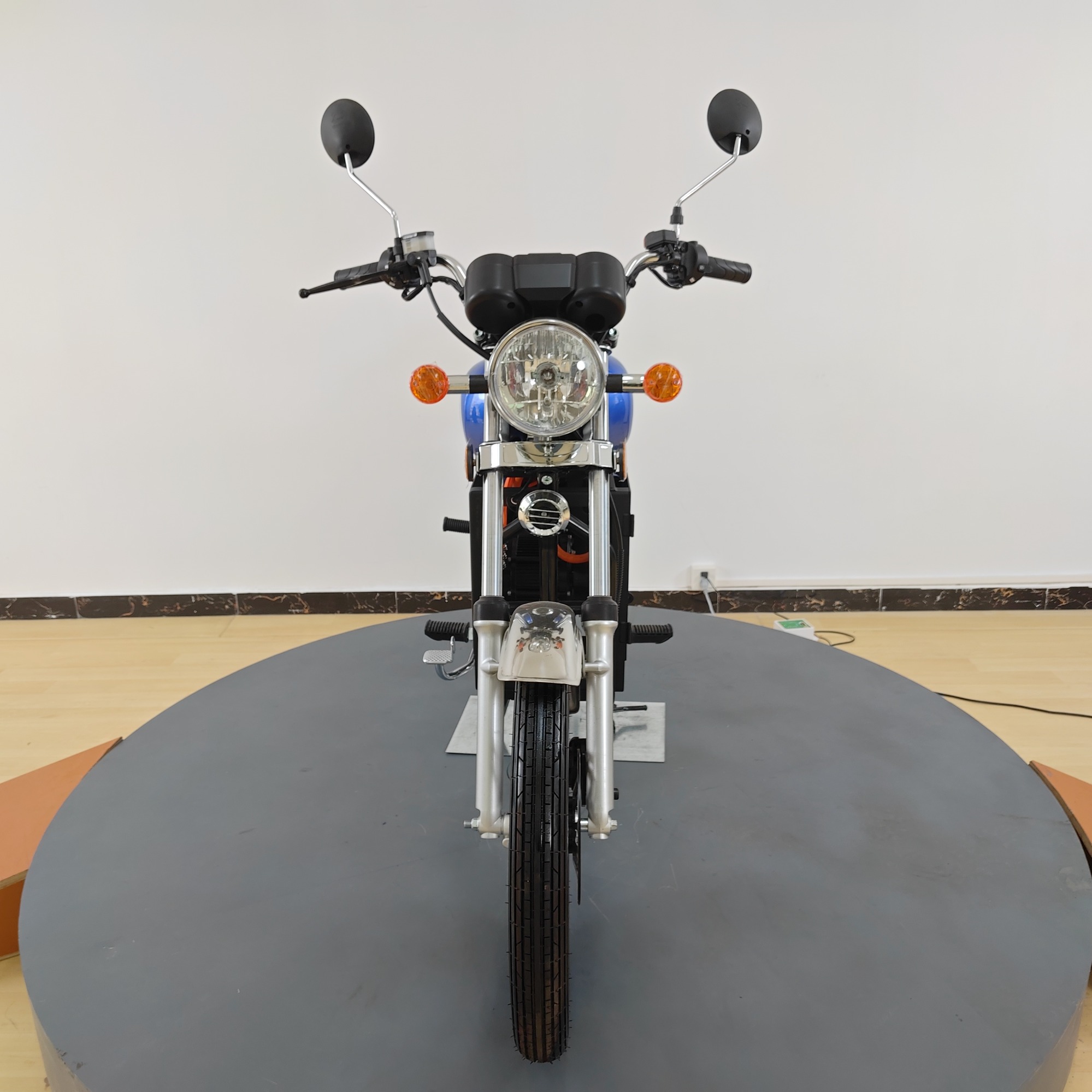 Popular Urban Electric Two-Wheeled Motorcycles, Equipped with a 72V 50ah Lithium Battery