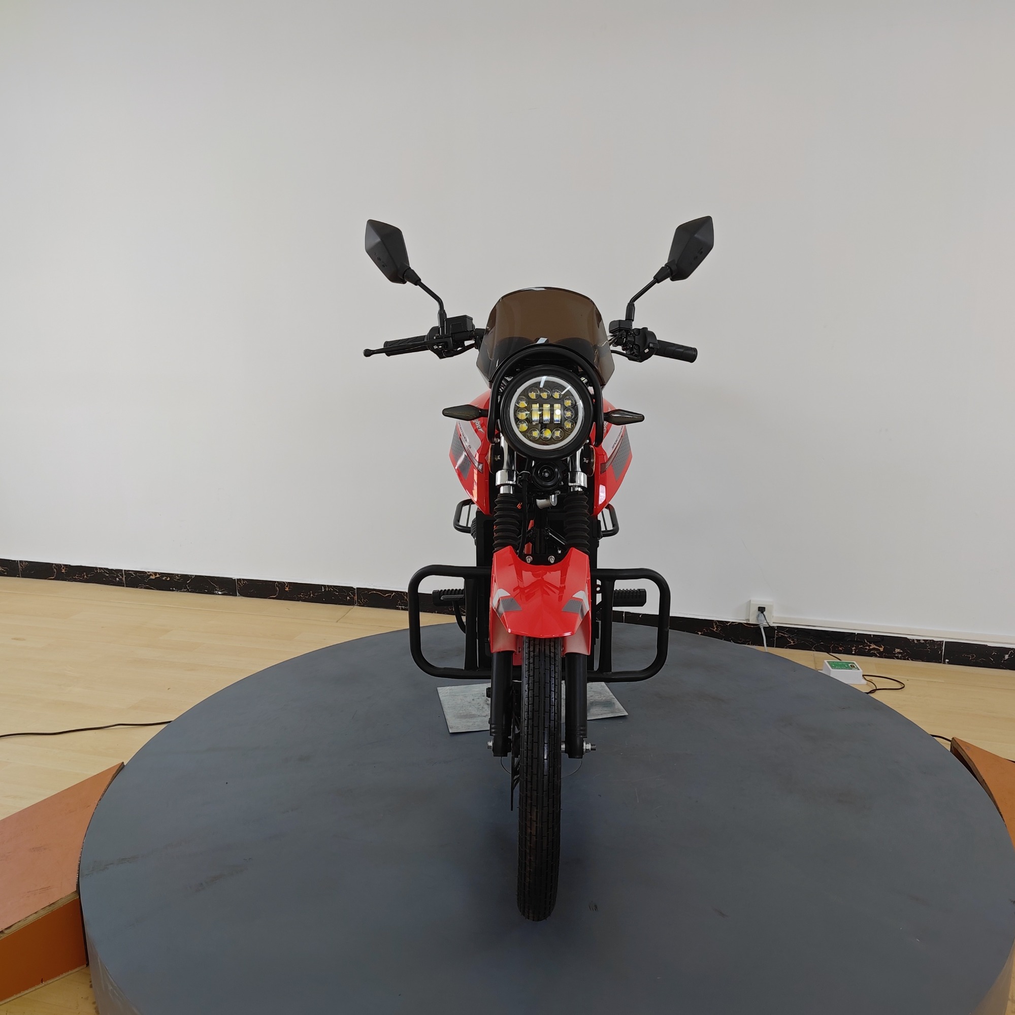2026 New Practical Multi-Functional Electric Motorcycle, Suitable for Adult Riders