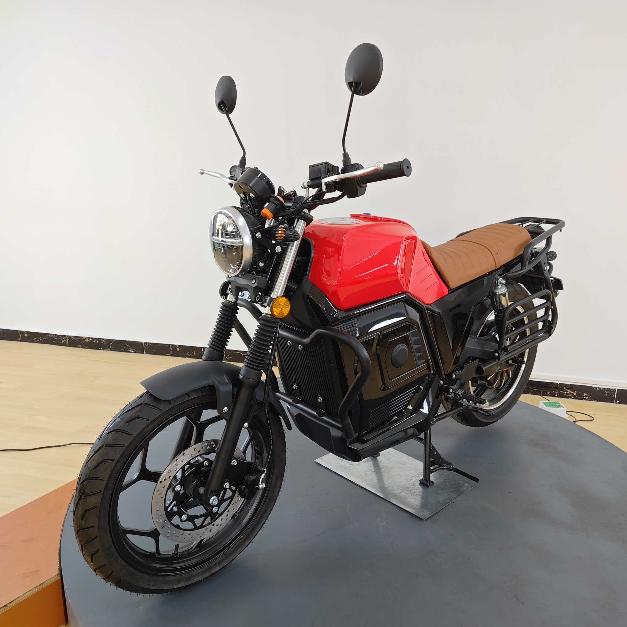 2026 Factory Hot Selling Two-Wheeled Electric Motorcycle Affordable High-End Electric Street Bike