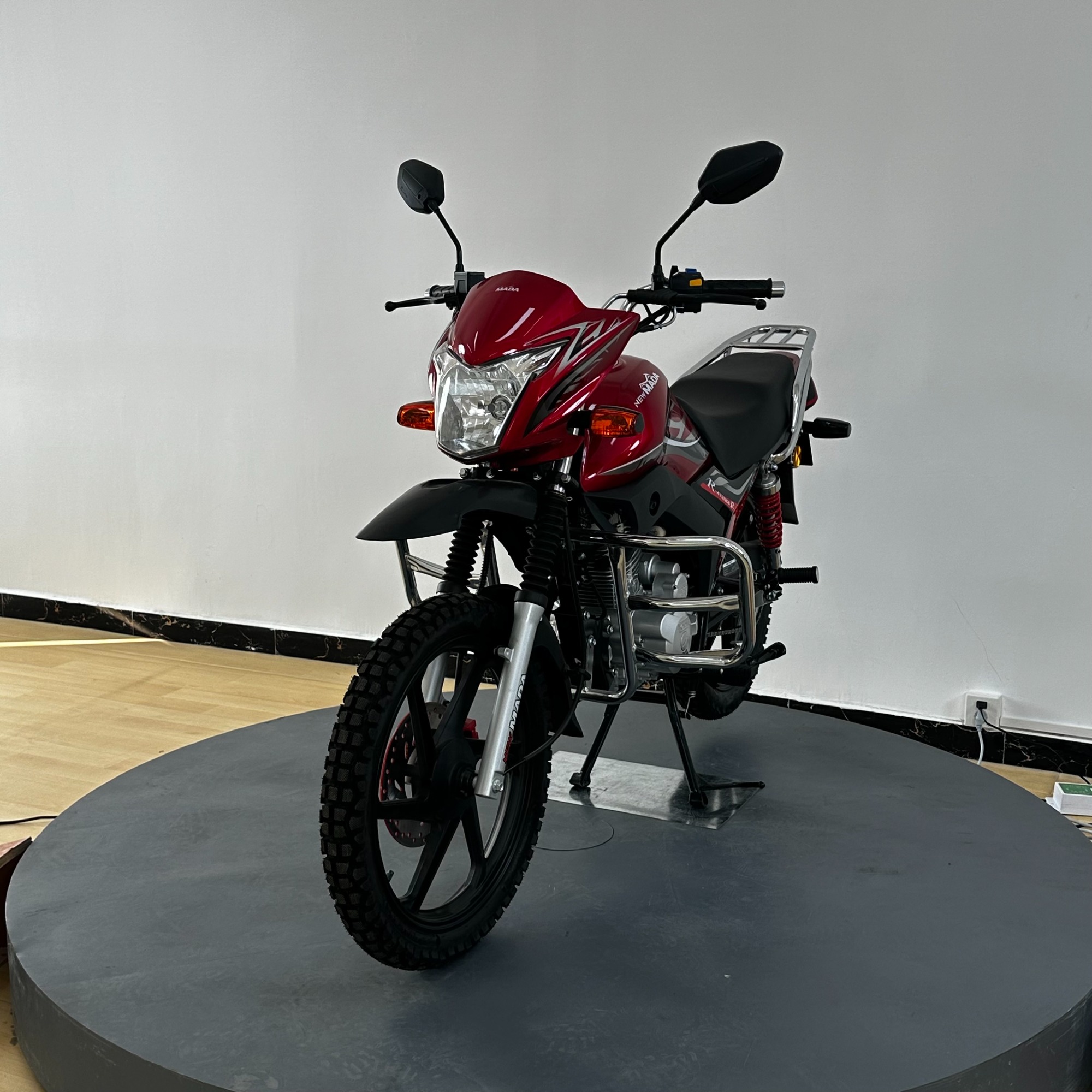 The Most Stylish Lightweight Gasoline-Powered Two-Wheeled Motorcycle for Adults, The Best Choice for Outdoor Riding.