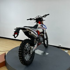 250cc High-Performance off-Road Racing Motorcycle with a Top Speed of 90 Km/H
