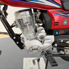 Hot-Selling 150cc Gasoline-Powered Two-Wheeled Adult Motorcycle, Suitable for Urban Commuting.