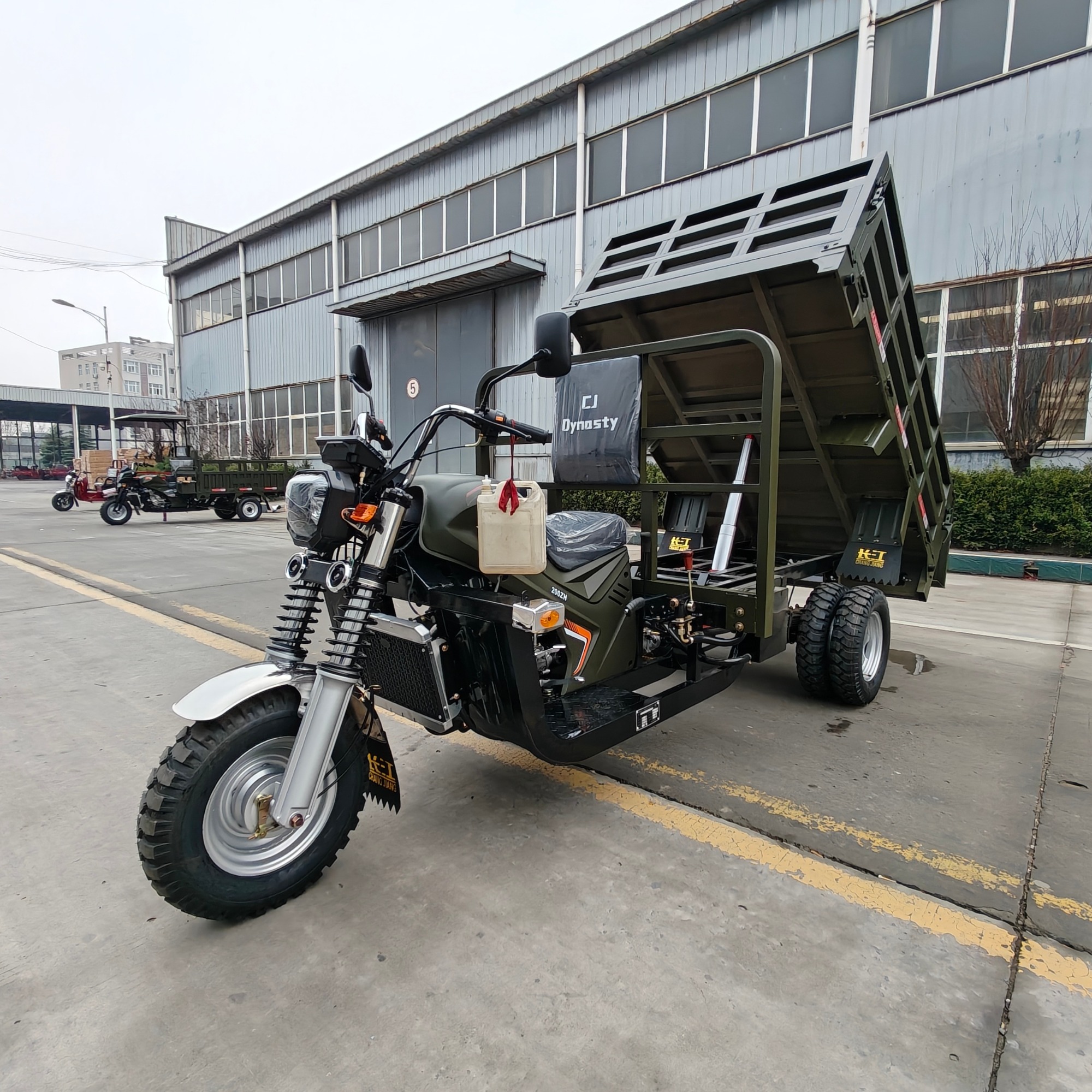 300cc Heavy-Duty Cargo King Four-Wheel Hydraulic Self-Unloading Tricycle Motorcycle Warehouse Dock Daily Freight Tricycle