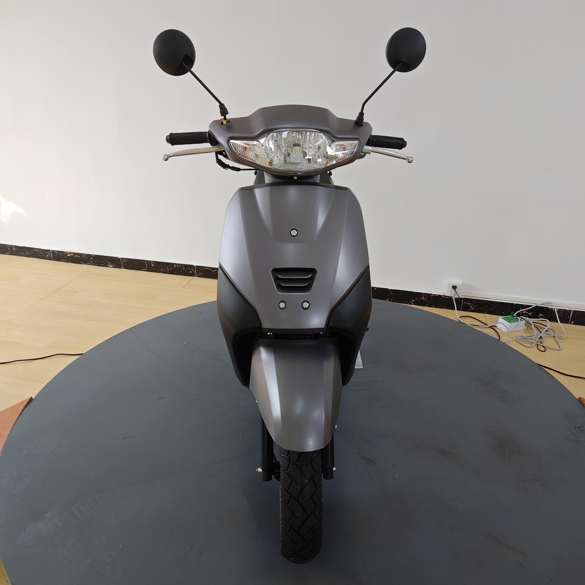 125cc Two-Wheeled Gasoline Scooter, King of Long-Distance Travel, Delivery Vehicle