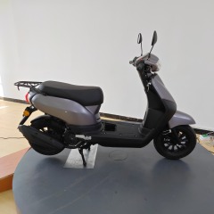 125cc Two-Wheeled Gasoline Scooter, King of Long-Distance Travel, Delivery Vehicle