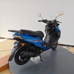 Compact 150cc Fuel-Powered Scooter for Women - Perfect for City