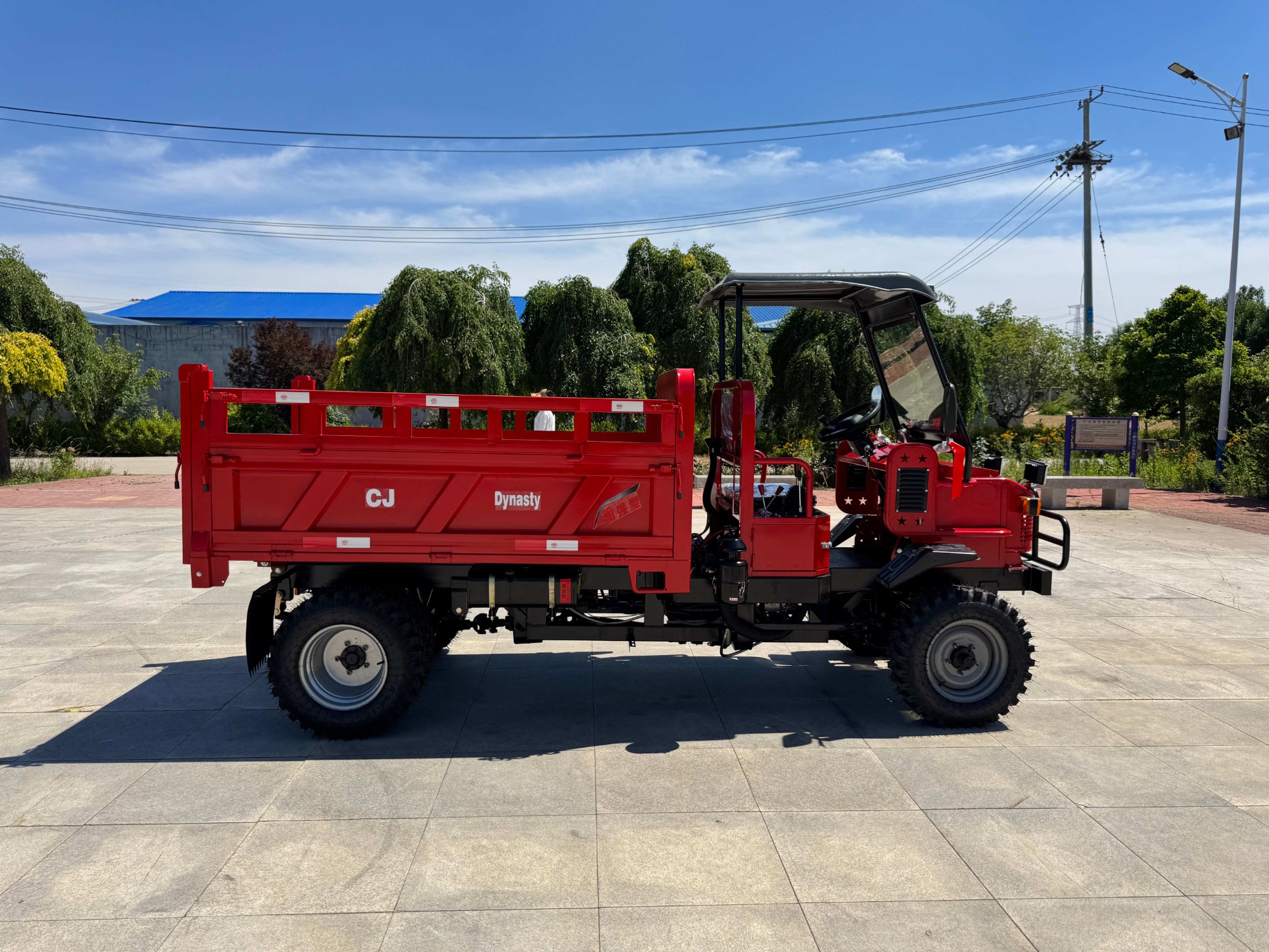 Hot-Selling 25HP Four-Wheel Diesel-Powered All-Terrain Vehicle, Popular ATV with Automatic Transmission in China