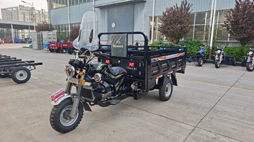 200cc Gasoline-Powered Water-Cooled Cargo and Household Self-Dumping Tricycle