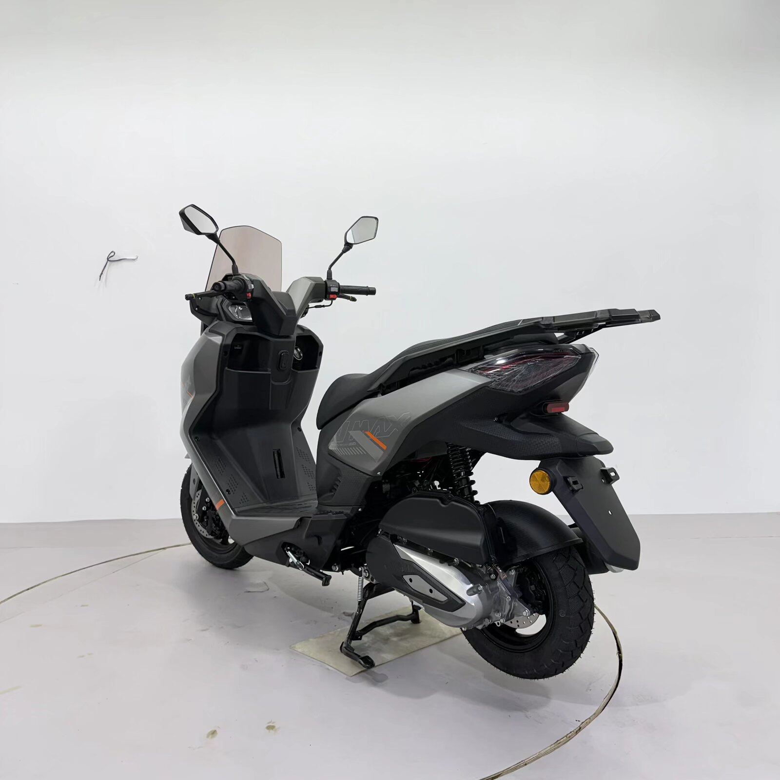 180cc Adult High-Speed Two-Wheeled Motorcycle, Durable Two-Wheeled Scooter