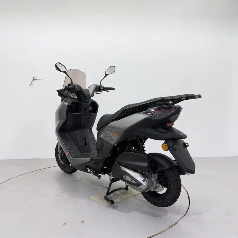 180cc Adult High-Speed Two-Wheeled Motorcycle, Durable Two-Wheeled Scooter