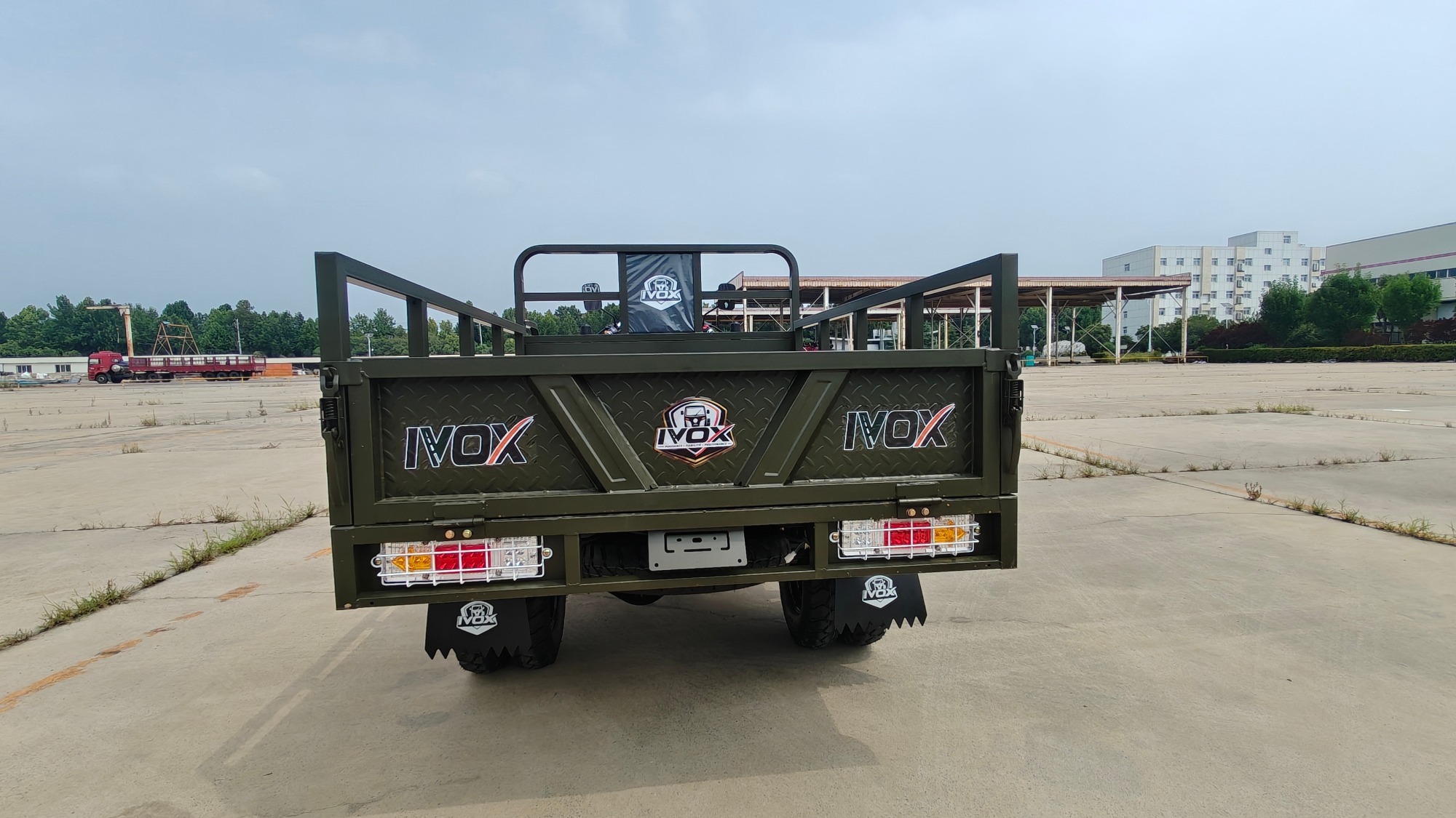 250cc Gasoline Engine Cargo Tricycle, Strong Load-Bearing Capacity, Stable and Reliable Power, High-Performance Tricycle.