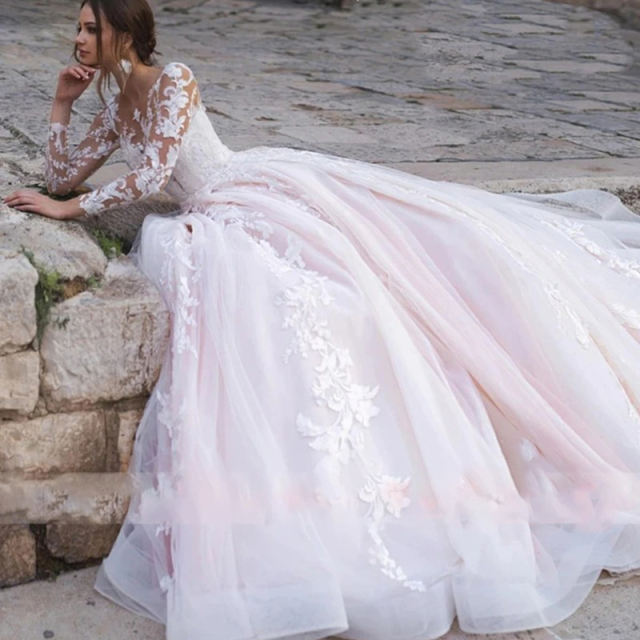 Long Sleeves  Pink Wedding Dress Ball Gown Lace Appliques O-Neck Button Royal Train Bride Gowns Vestido De Novia Princess C25301