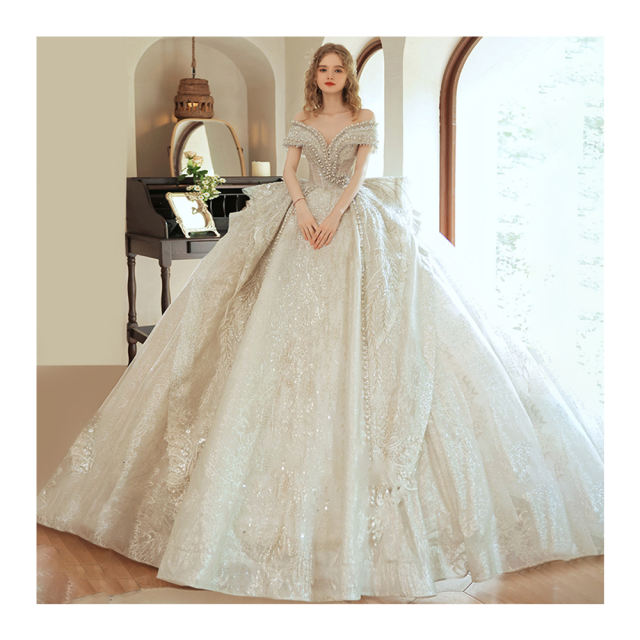 Hot sale Courtly Style Tailed One shoulder Comfortable Simple Wedding Dresses for Women Luxury Beaded Lace Wedding Dresses C2623