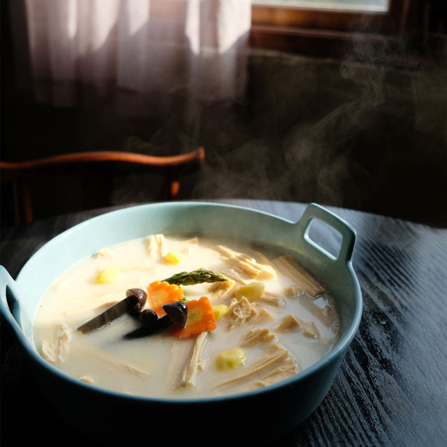 Guo Jun (House Special Egg and Tofu Skin Soup)