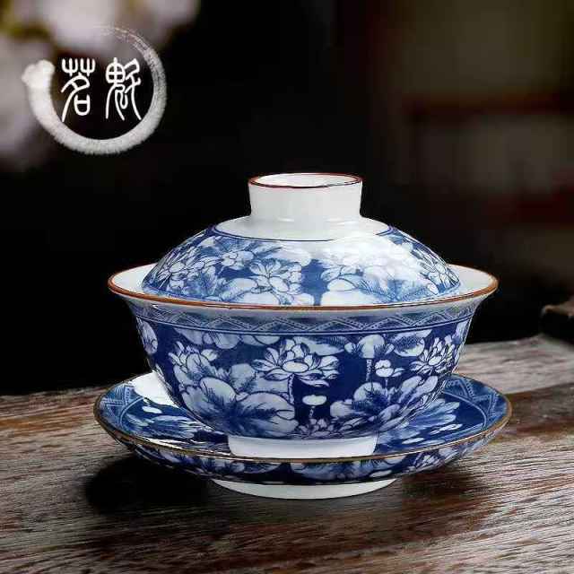 Blue and white porcelain Tureen