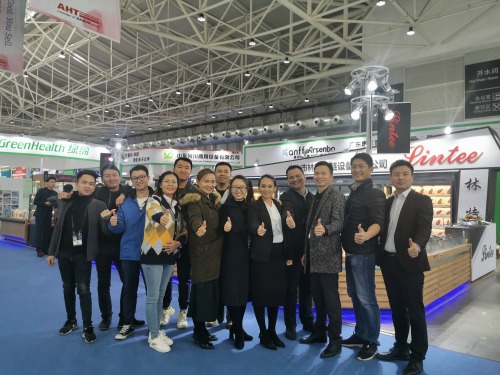 Qingdao commercial cooling cabinet exhibition travel