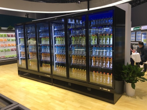 Beverage display refrigerator practical scene display