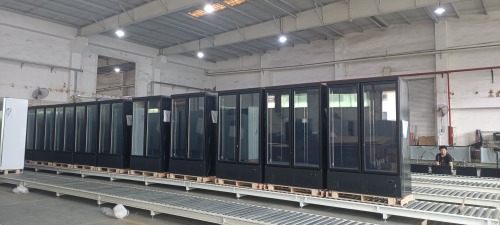 bottom mounted display cooler &amp; freezer