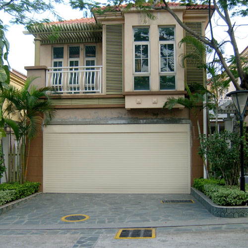 Aluminum roller shutter door/garage door