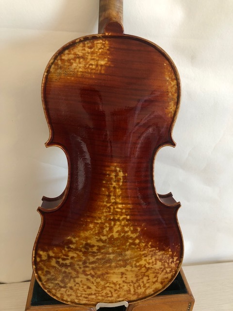 Master violin 4/4 Stradi model solid flamed maple back spruce top hand carved K2241