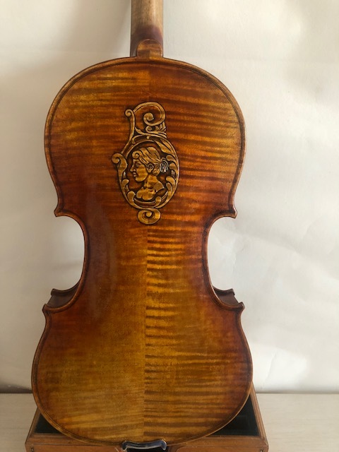 Master violin 4/4 Stradi model solid flamed maple back spruce top hand carved K2244