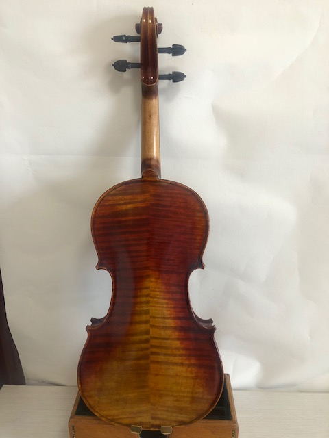 Master violin 4/4 Stradi model solid flamed maple back spruce top
